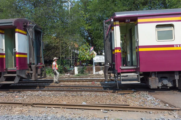 Control de la locomotora para conmutar el ferrocarril —  Fotos de Stock