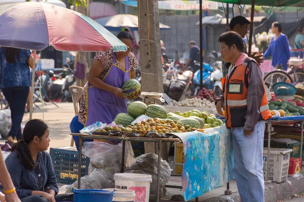 Thaise exotische vruchten in markt — Stockfoto