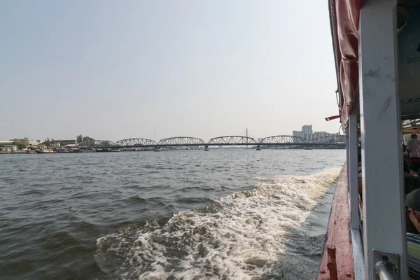 Viagem de barco no rio Chao Phraya — Fotografia de Stock