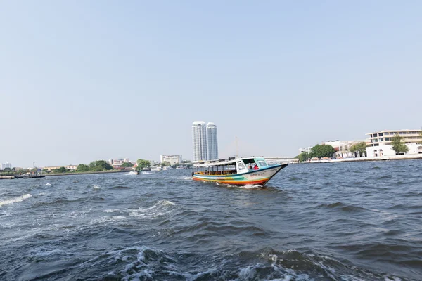 차오 Phraya 강 보트 여행 — 스톡 사진