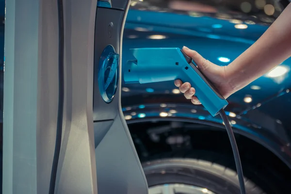 Elektrikli araba şarj