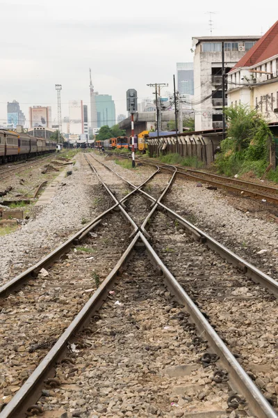 Railroad tracks crossing — Zdjęcie stockowe