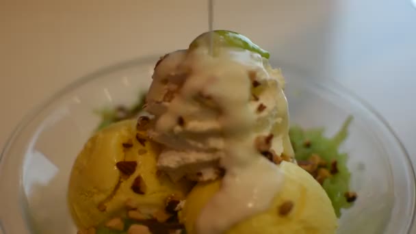 Saveur de mangue de crème glacée 