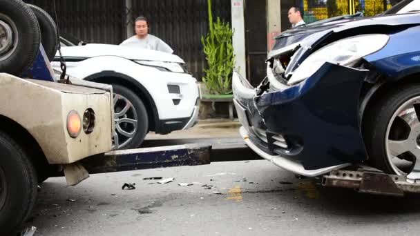 Acidente de carro de acidente de carro na estrada — Vídeo de Stock