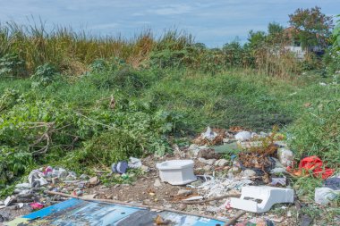 Çöp ve önemsiz dökümü depolama