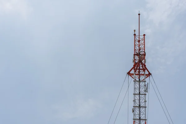 Torre celular de antena — Fotografia de Stock