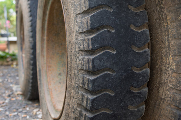 Truck tire with dust