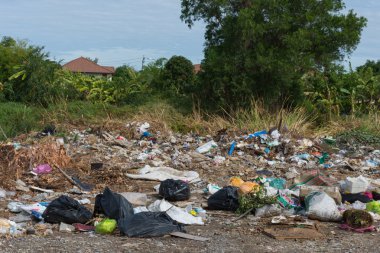 Çöp ve önemsiz dökümü depolama