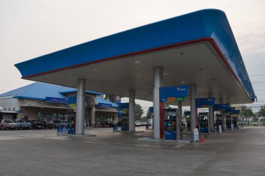 Petrol benzin istasyonu