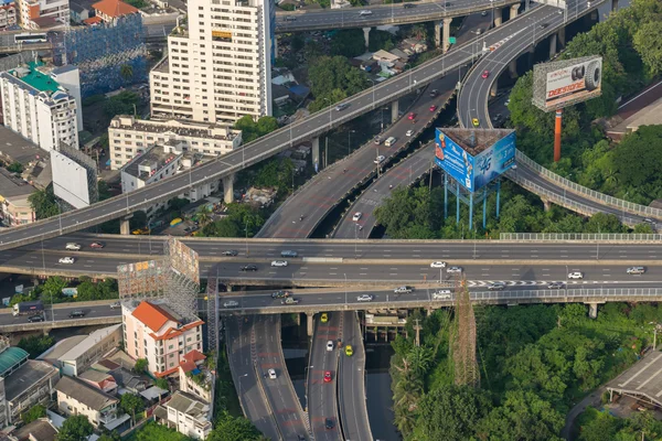 Paisaje urbano, autopista con tráfico en carretera en la ciudad de Bangkok Thail —  Fotos de Stock