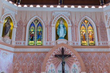 Bakire Meryem heykeli