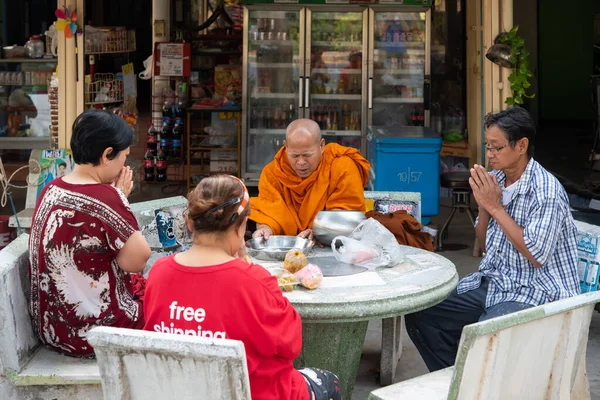 Ang Thong Thajsko Února 2020 Neznámý Thajský Mnich Modlí Náboženský — Stock fotografie