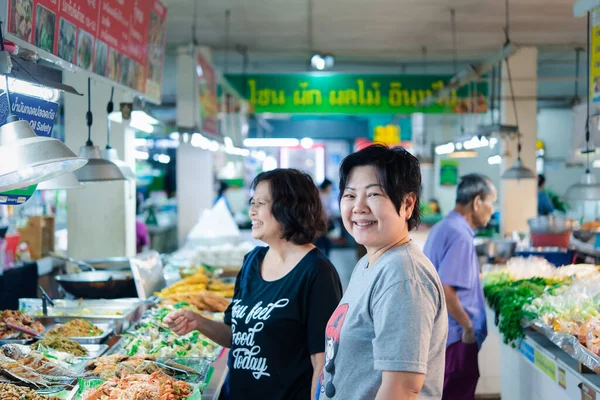 Chiang Mai Tailandia Diciembre 2019 Comida Callejera Tailandesa Con Curry —  Fotos de Stock