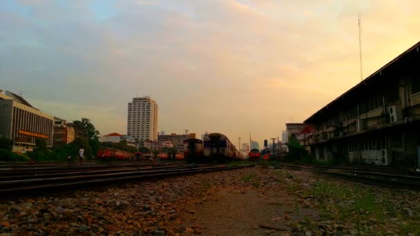Tren público tailandés — Vídeo de stock