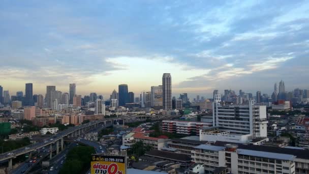 Zon in Bangkok stad — Stockvideo