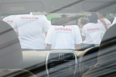 4 Nissan Eco karavan 2015