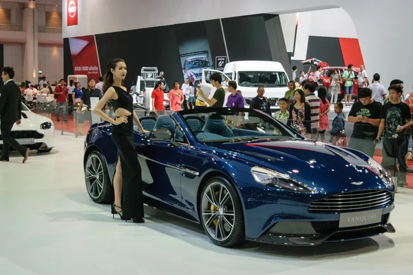 Mooi meisje in de 36e Bangkok International Motor Show 2015 — Stockfoto