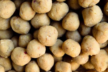 Dolma hamur piramit doku doldurma