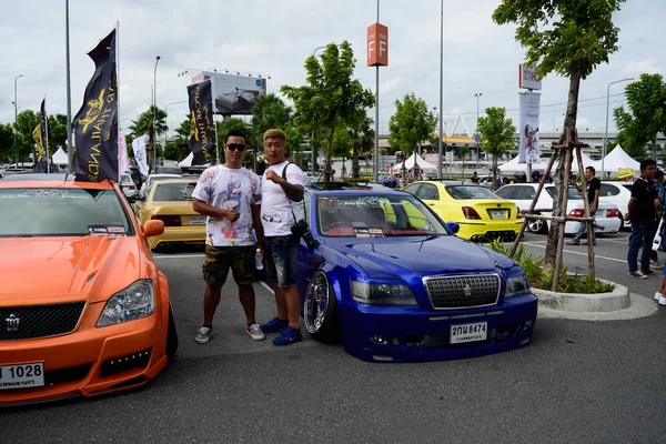 Vip スタイル倍率大会 no.1 の Vip カー — ストック写真