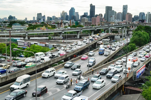 Día y transporte en la ciudad de Bangkok Tailandia —  Fotos de Stock