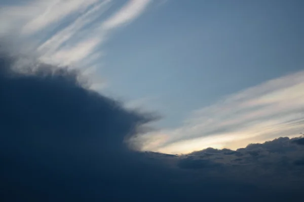 Blauer Himmel — Stockfoto