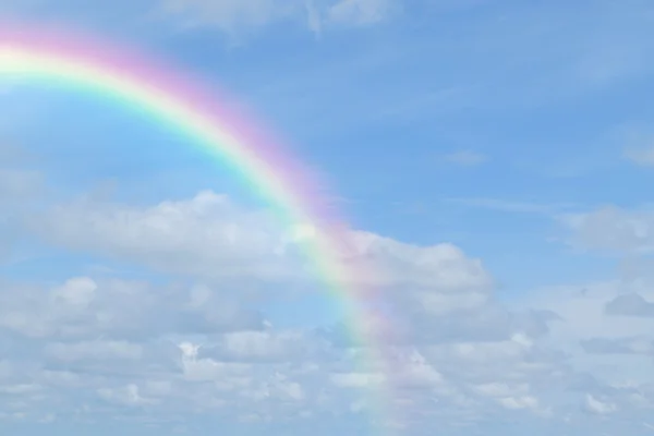 虹と青い空 — ストック写真