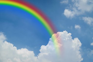 gökkuşağı ile mavi gökyüzü