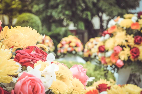 花束、ビンテージ スタイルの美しい花 — ストック写真