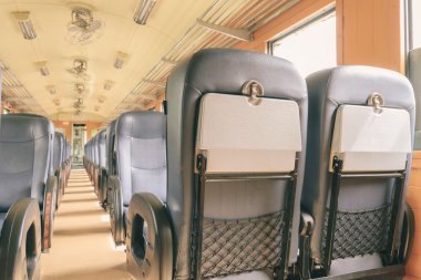 Tay tren, vintage tarzı kabin