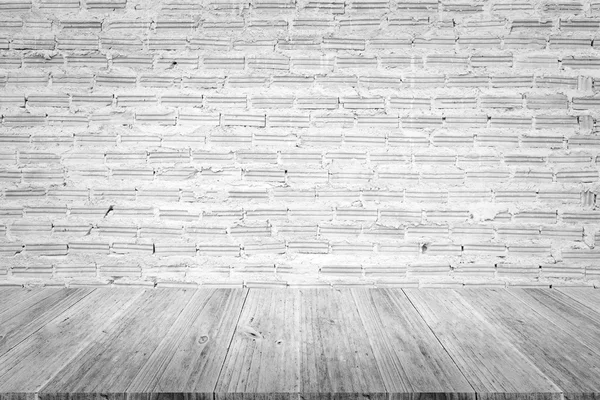 Terraza de madera y textura de pared de ladrillo rojo — Foto de Stock