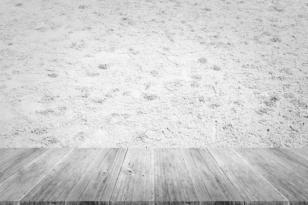 Дерев'яна тераса і текстура піску — стокове фото