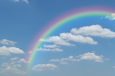 gökkuşağı ile mavi gökyüzü