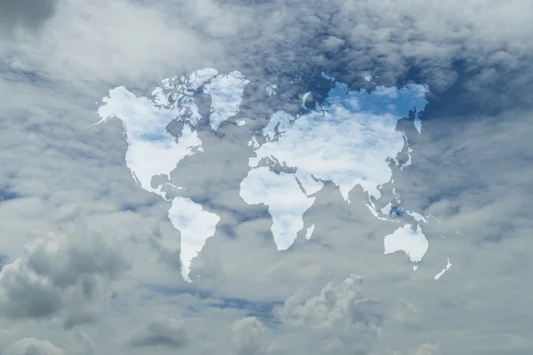 Mavi gökyüzü bulut ile Dünya Haritası — Stok fotoğraf