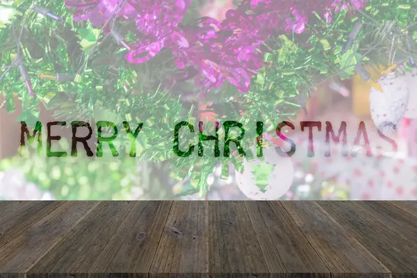 Terraço de madeira e decoração de árvore de Natal — Fotografia de Stock