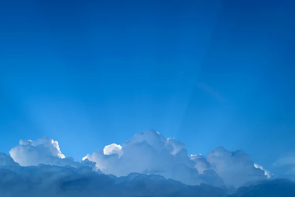 Nuvola di cielo blu — Foto Stock