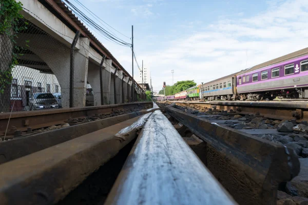 Railroad tracks crossing — Zdjęcie stockowe