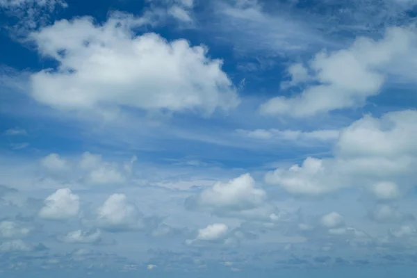 Kék eget felhő — Stock Fotó