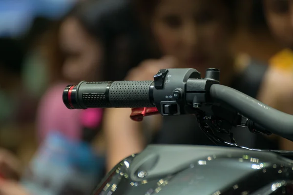 Zoom Motorcycle handlebar in Car show event — Stock Photo, Image