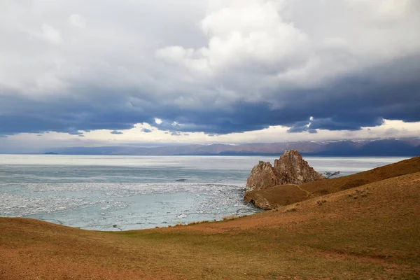 Lake Baikal Ice Drift Beautiful View Cape Burhan Shamanka Rock — Stock Fotó