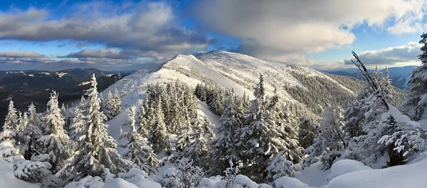 Winter mountains — Stock Photo, Image