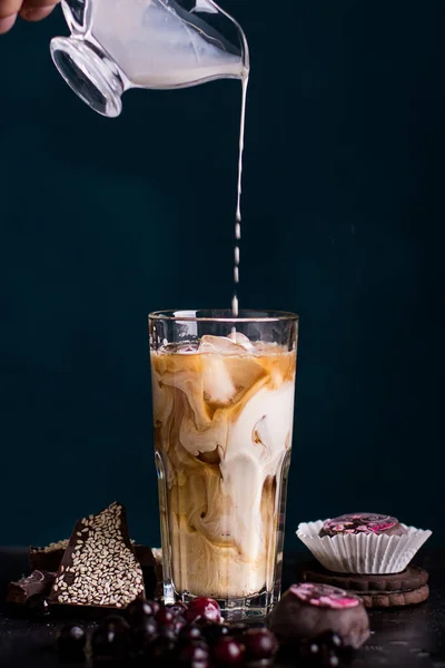 Bebida Café Recién Hecho Con Crema Azúcar — Foto de Stock