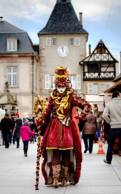 İçerik, 6 Mart 2016: Rosheim, Fransa: Venedik karnaval maskesi