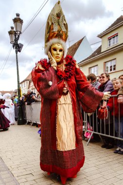 İçerik, 6 Mart 2016: Rosheim, Fransa: Venedik karnaval maskesi