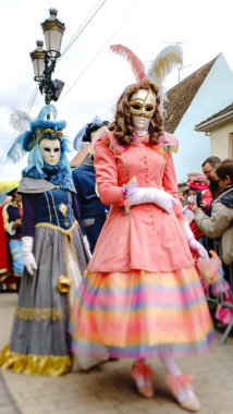 İçerik, 6 Mart 2016: Rosheim, Fransa: Venedik karnaval maskesi