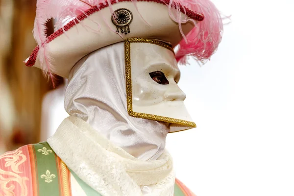 Redaktionella, 6 mars 2016: Rosheim, Frankrike: venetiansk karneval Mask — Stockfoto