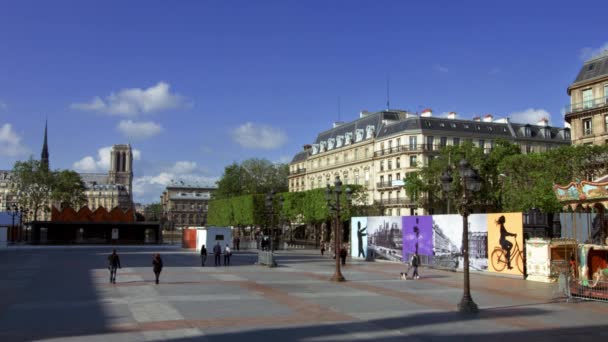 Ledare. Paris - 2016 15 maj: The Hotel de Ville square den 15 maj 2016 i Paris — Stockvideo