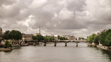 Paris, panoramik görünümü Seine Nehri