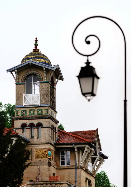 Klasický francouzský hrad v pařížském regionu, turistické orientační — Stock fotografie