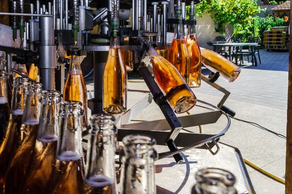 Automation bottling line for produce champagne in Alsace — Stock Photo, Image