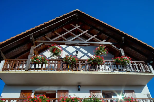 Beautiful guesthouse with terrace in Alsace, France. Alpine styl — Stock Photo, Image